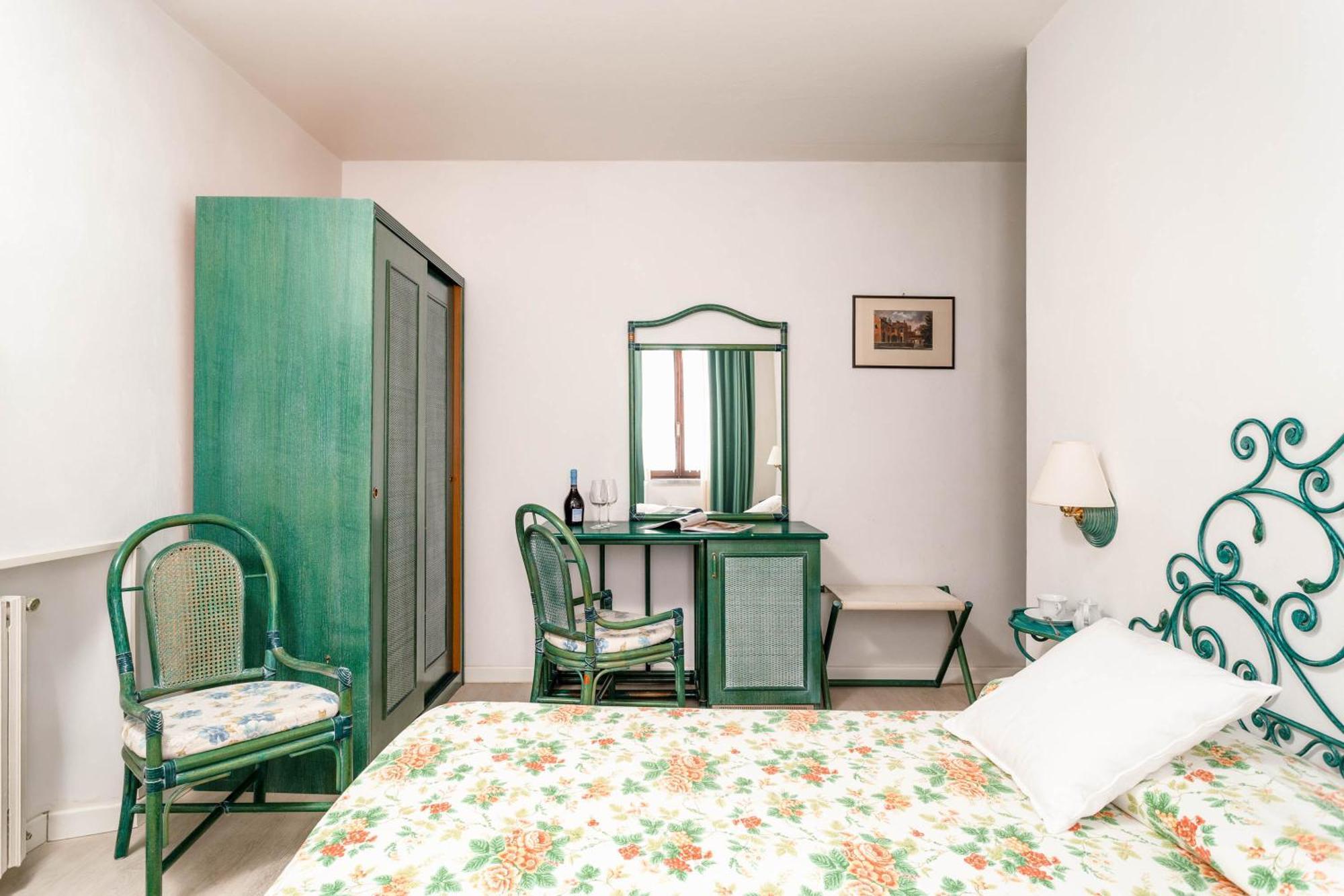 פורטה דיי מארמי Hotel Sonia מראה חיצוני תמונה