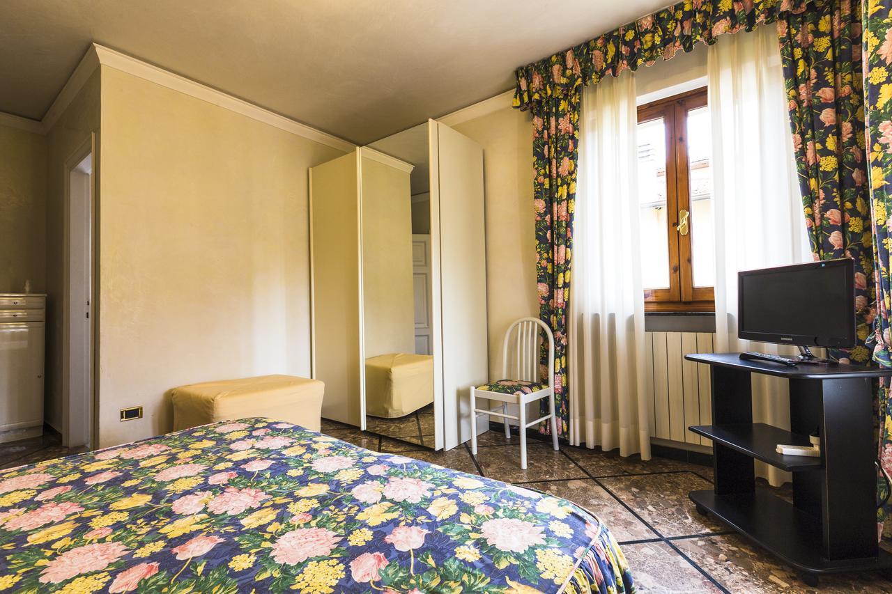 פורטה דיי מארמי Hotel Sonia מראה חיצוני תמונה