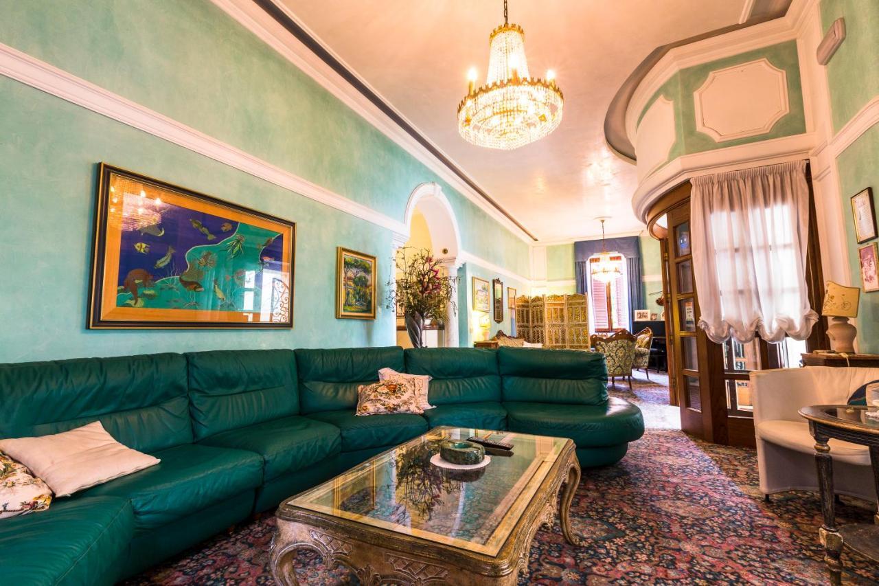 פורטה דיי מארמי Hotel Sonia מראה חיצוני תמונה